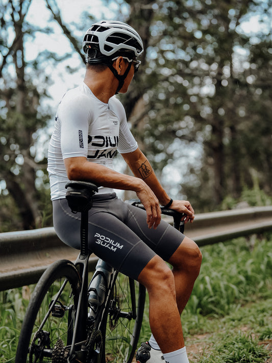 Essential Bib Short Gray